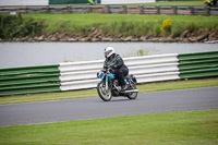 Vintage-motorcycle-club;eventdigitalimages;mallory-park;mallory-park-trackday-photographs;no-limits-trackdays;peter-wileman-photography;trackday-digital-images;trackday-photos;vmcc-festival-1000-bikes-photographs